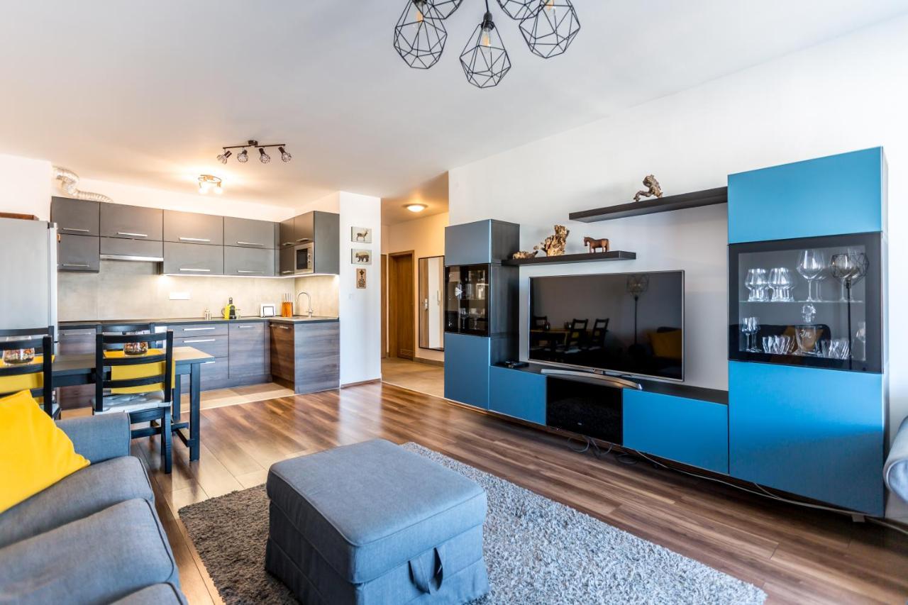 Apartment M14 - Free Garage, Terrace And Panorama